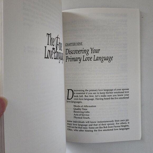 Five Love Languages: The Secret to Love That Lasts by Gary Chapman - Picture 3 of 7